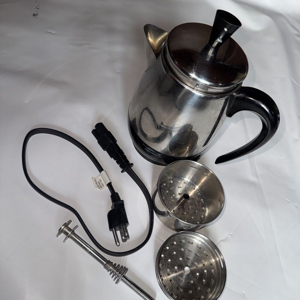 Vintage Farberware Superfast Percolator Model 134B 2-4 Cup Works Beautifully